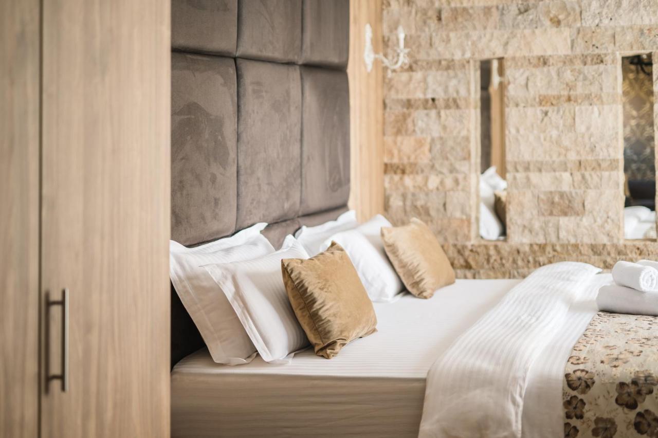 Barjaktar - Luxury Suites & Spa Ulcinj Exteriör bild