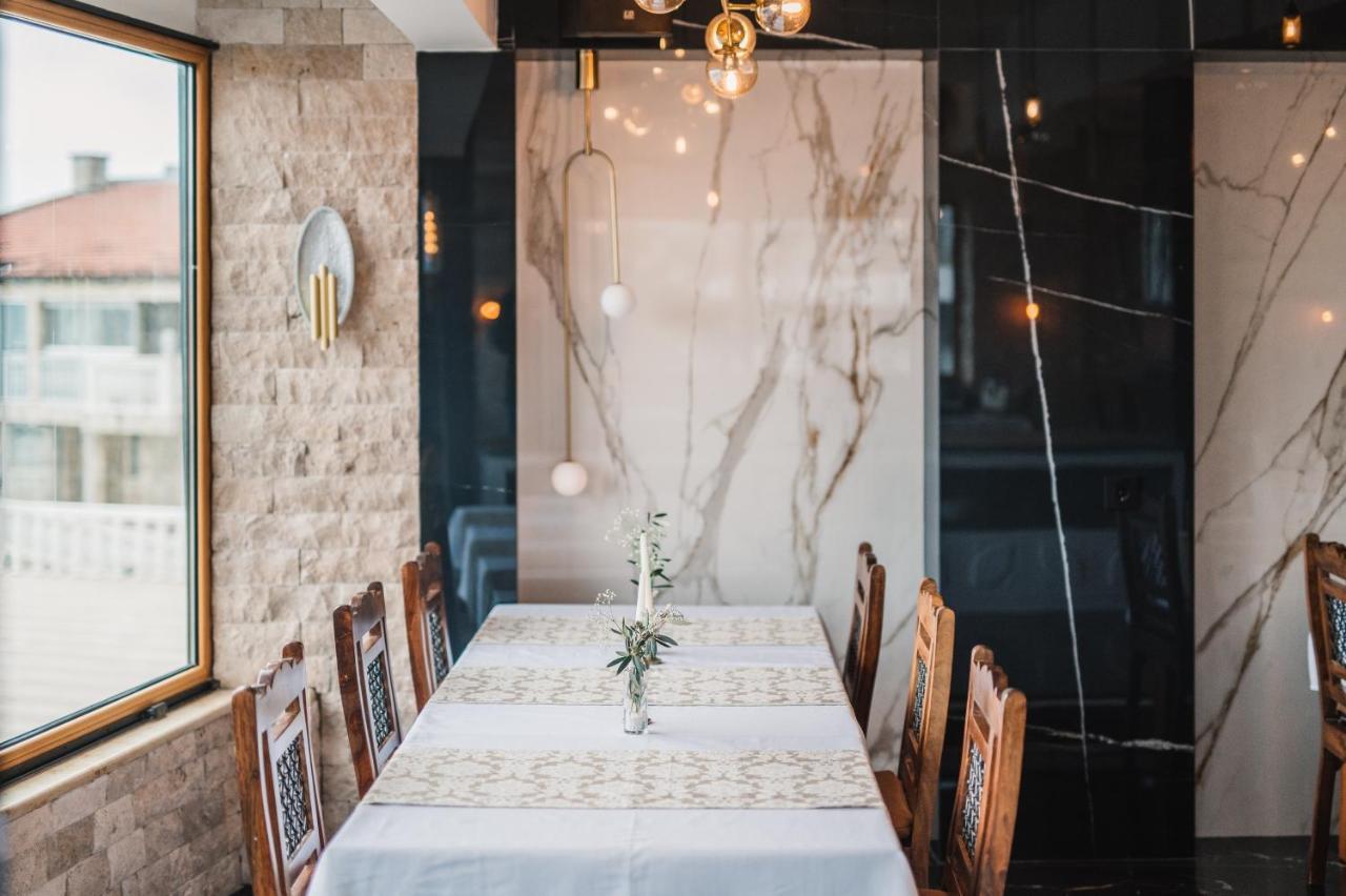 Barjaktar - Luxury Suites & Spa Ulcinj Exteriör bild