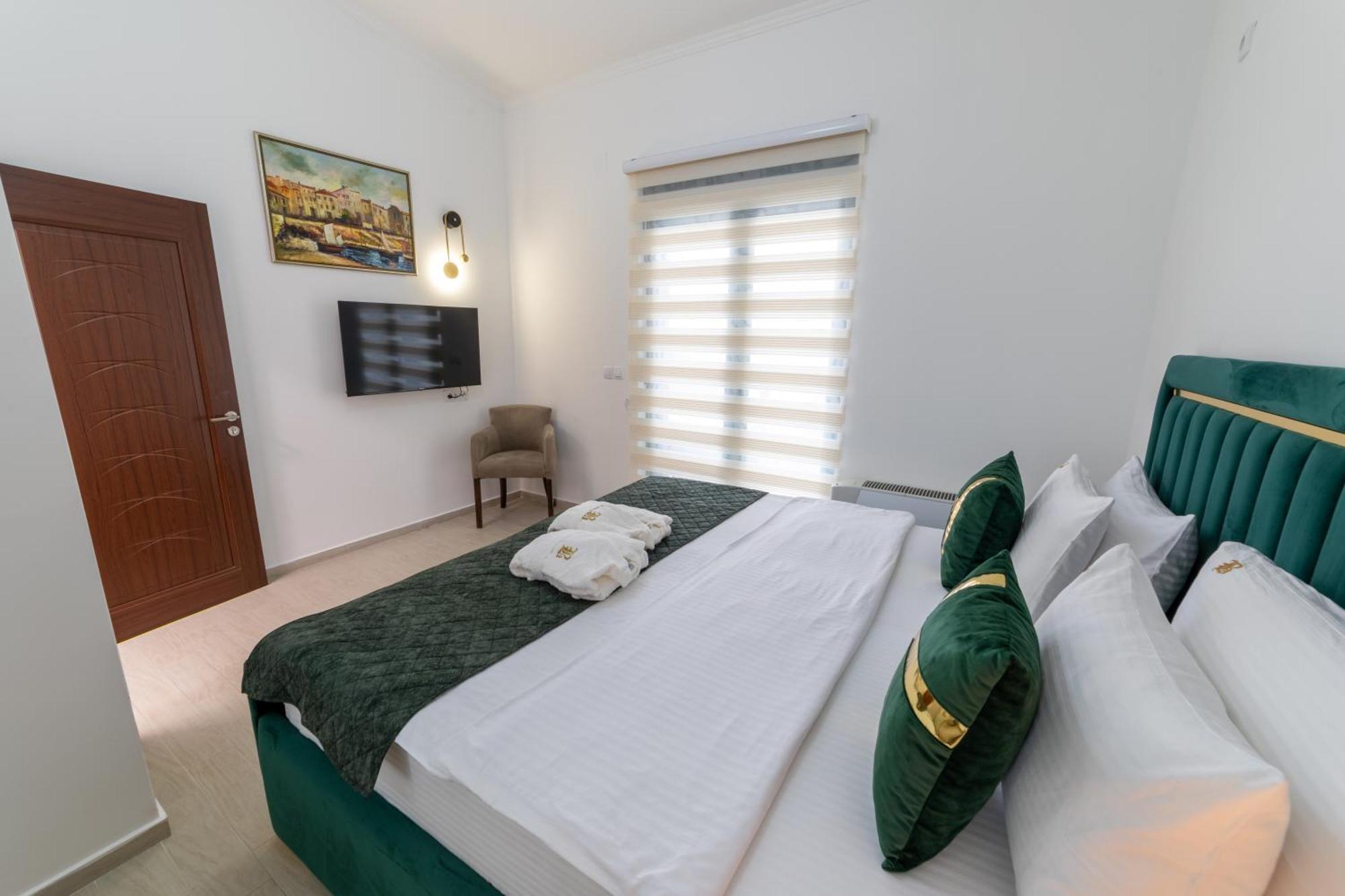 Barjaktar - Luxury Suites & Spa Ulcinj Exteriör bild