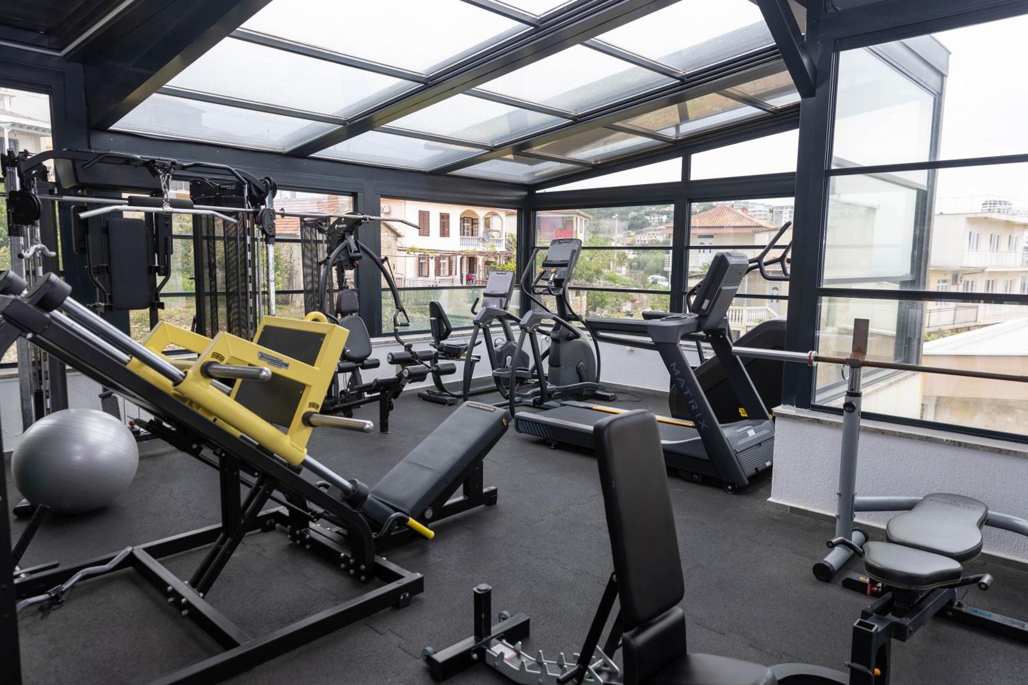 Barjaktar - Luxury Suites & Spa Ulcinj Exteriör bild